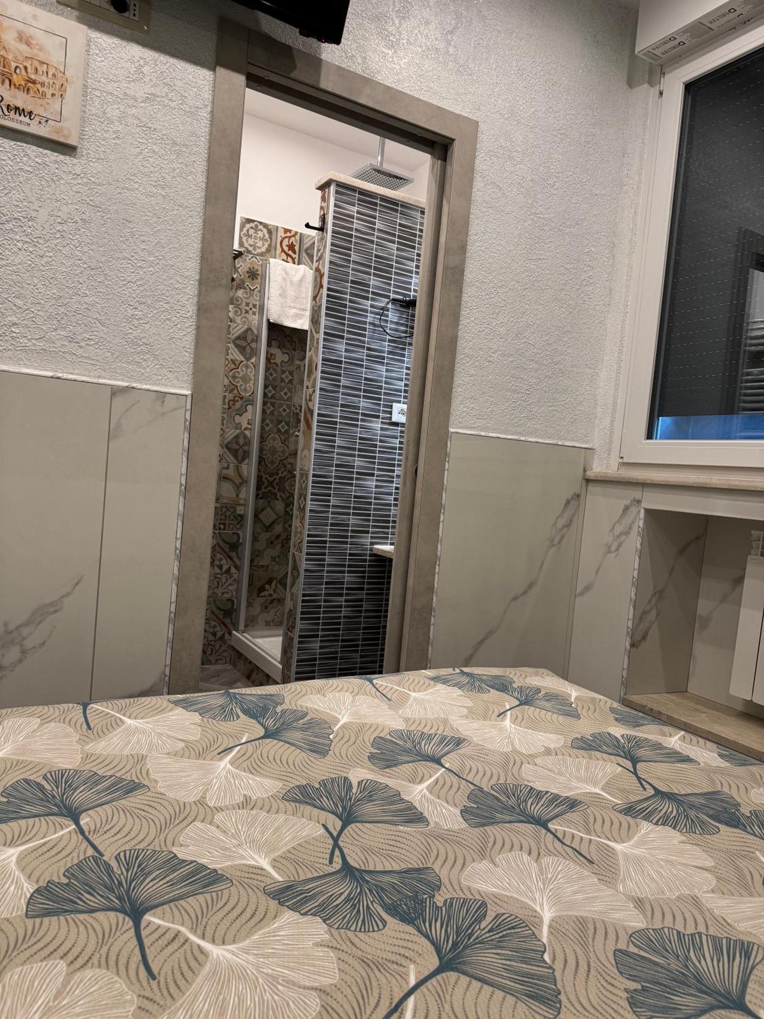 Luxor Eco Roma Casa E Appartamento Per Vacanze In Centro Piazza Bologna, Colosseo, Piazza Di Spagna, Vaticano, San Pietro, Sapienza, Fontana Di Trevi, Piazza Navona, Trastevere, Tiburtina, Termini, Aeroporto Exterior foto